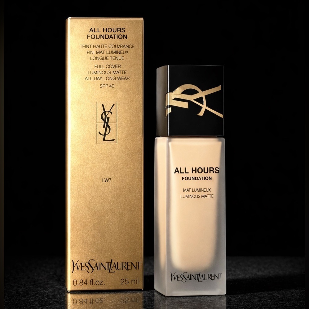 Yves Saint Laurent All Hours Foundation - LW7 Light Warm 7